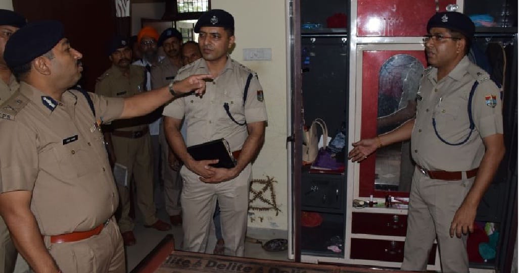 ADG reaches PAnkaj's house