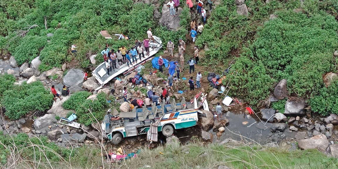 bus accident in uttarakhand today pauri garhwal 