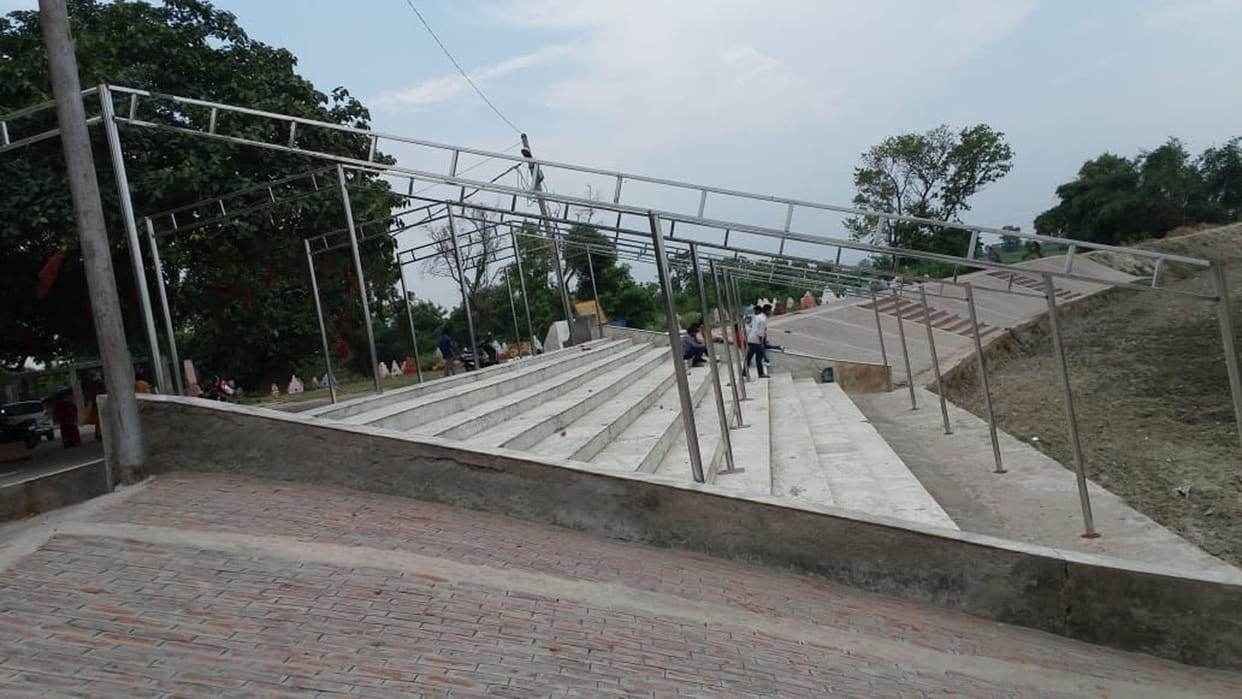 Cassada fiber shed for tourists
