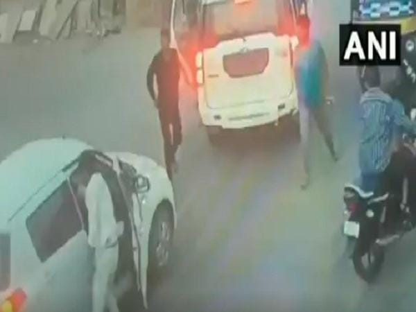 road rage Rajasthan BJP MLA son ovaertake car and beaten boy on road 