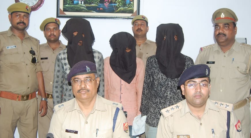लूट और चोरी की बाइक के साथ पांच गिरफ्तार