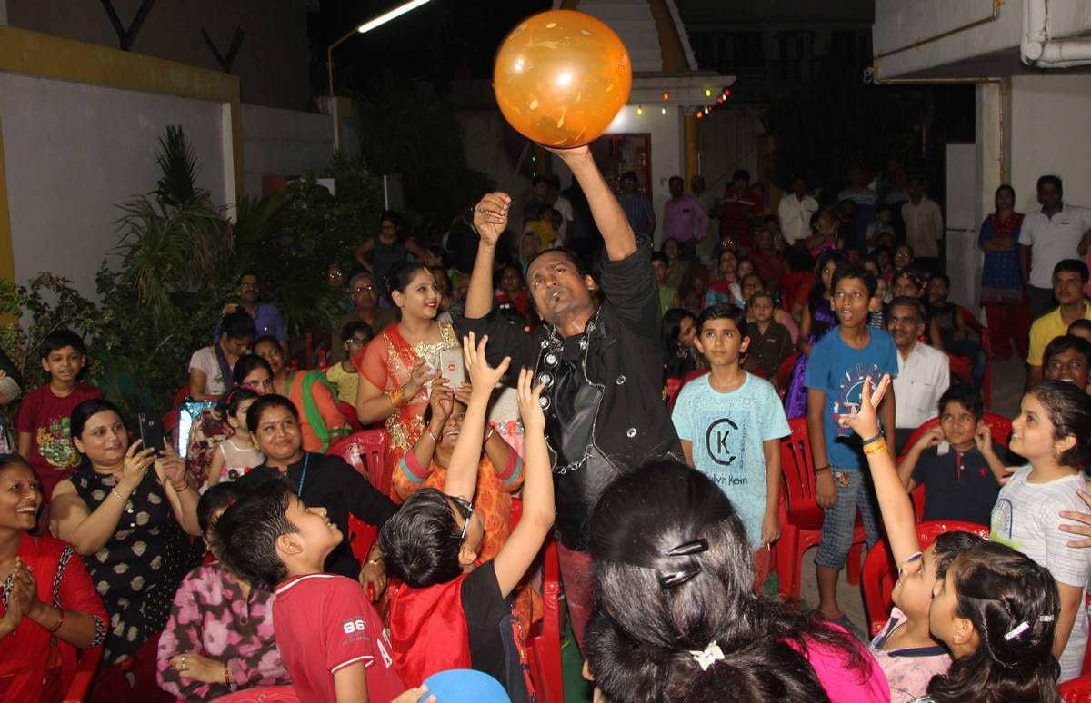 Amar ujala organised fun program in varanasi