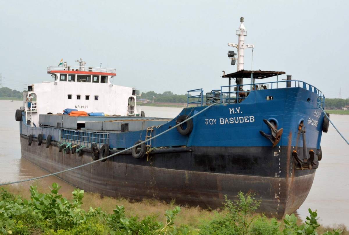Modern ship will also run in less water in ganga