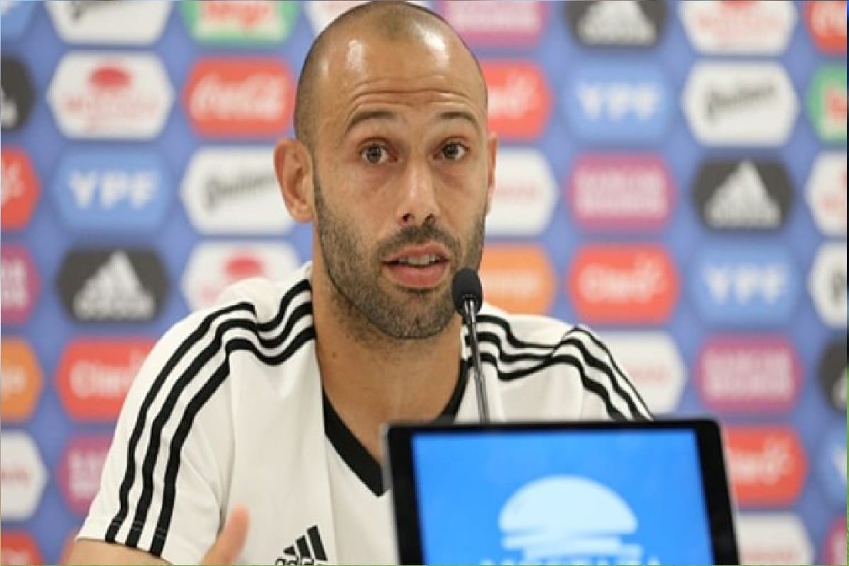 Argentina player Javier Mascherano announces retirement after defeat against france