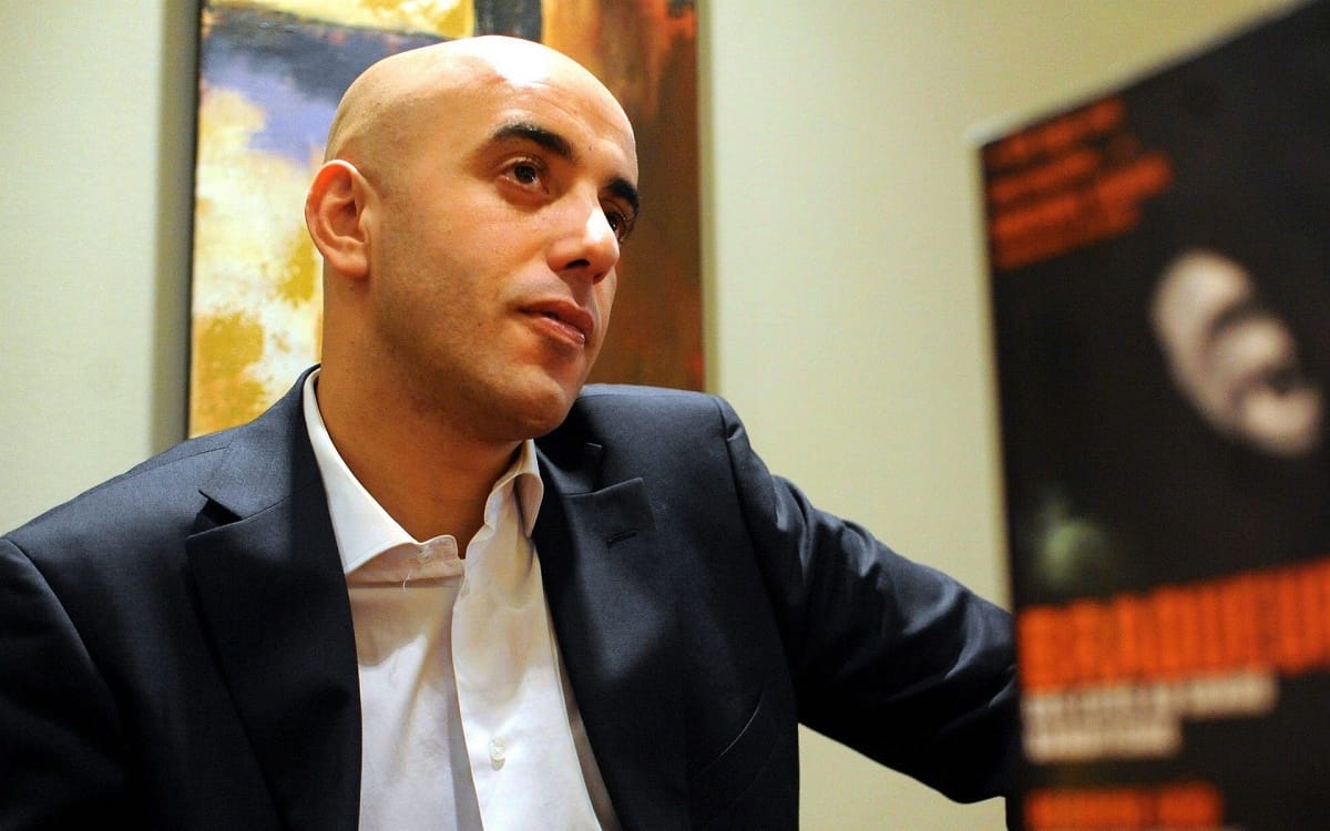 French robber Redoine Faid breaks free from prison in helicopter, was once most wanted criminal