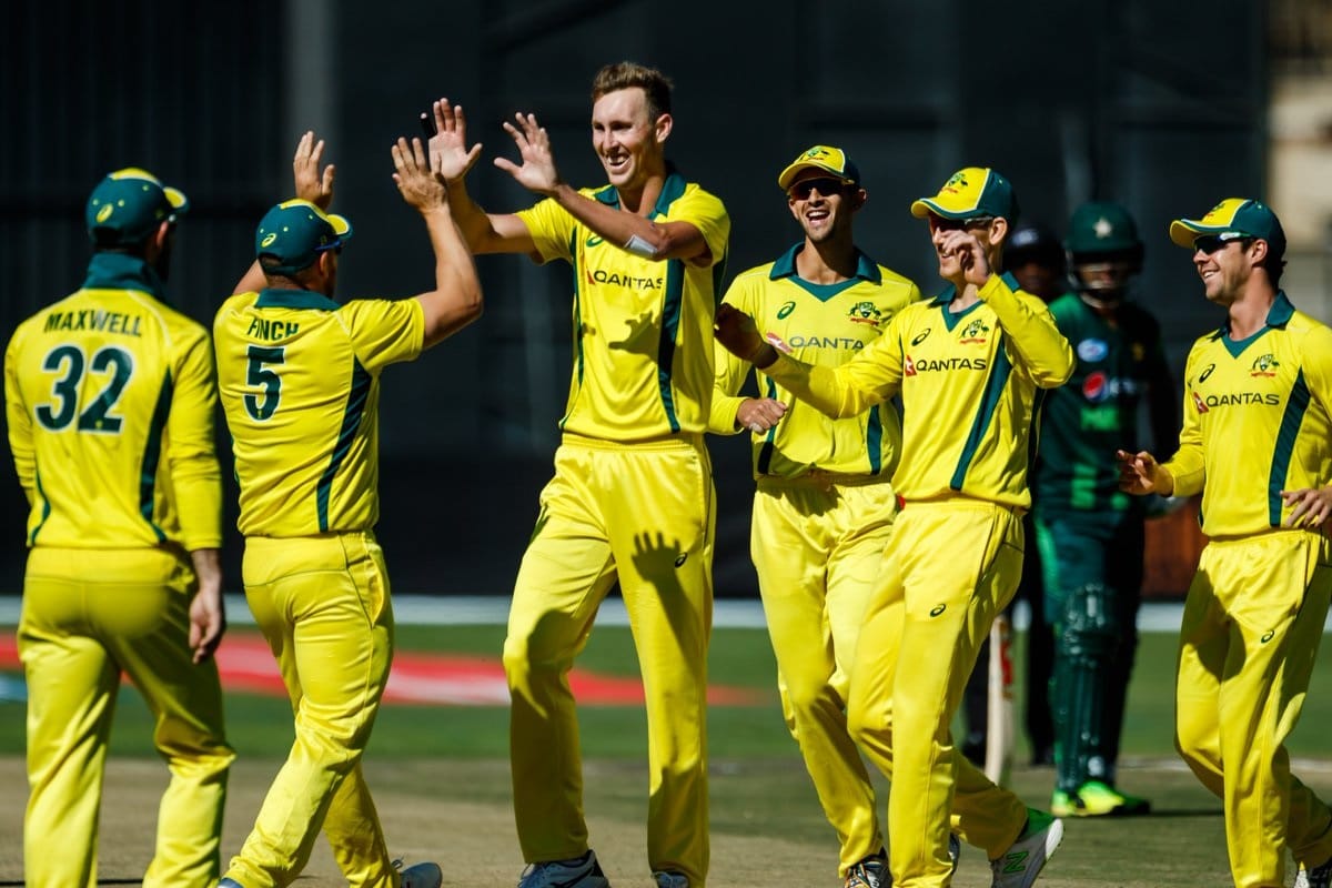Australia won by 9 wickets against pakistan at Harare