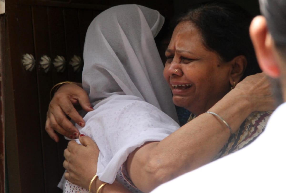 burari 11 deaths mystery: crime branch source says lalit handwriting on register what written in it