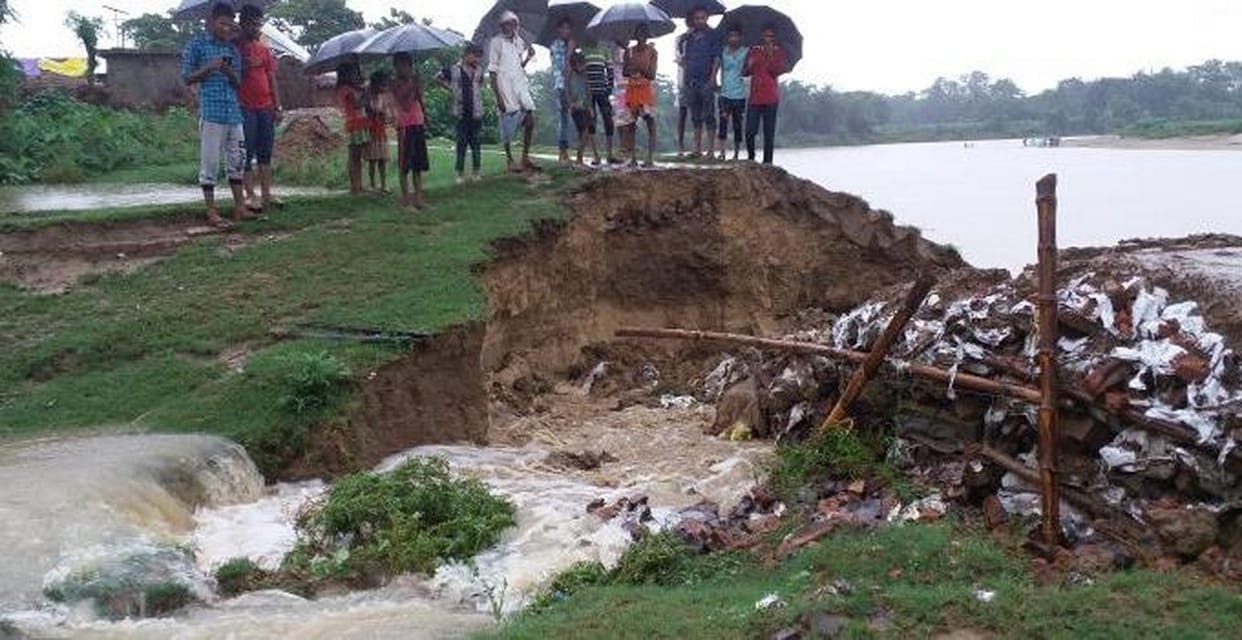  लाल निशान की ओर बढ़ रहा नदियों का जलस्तर
