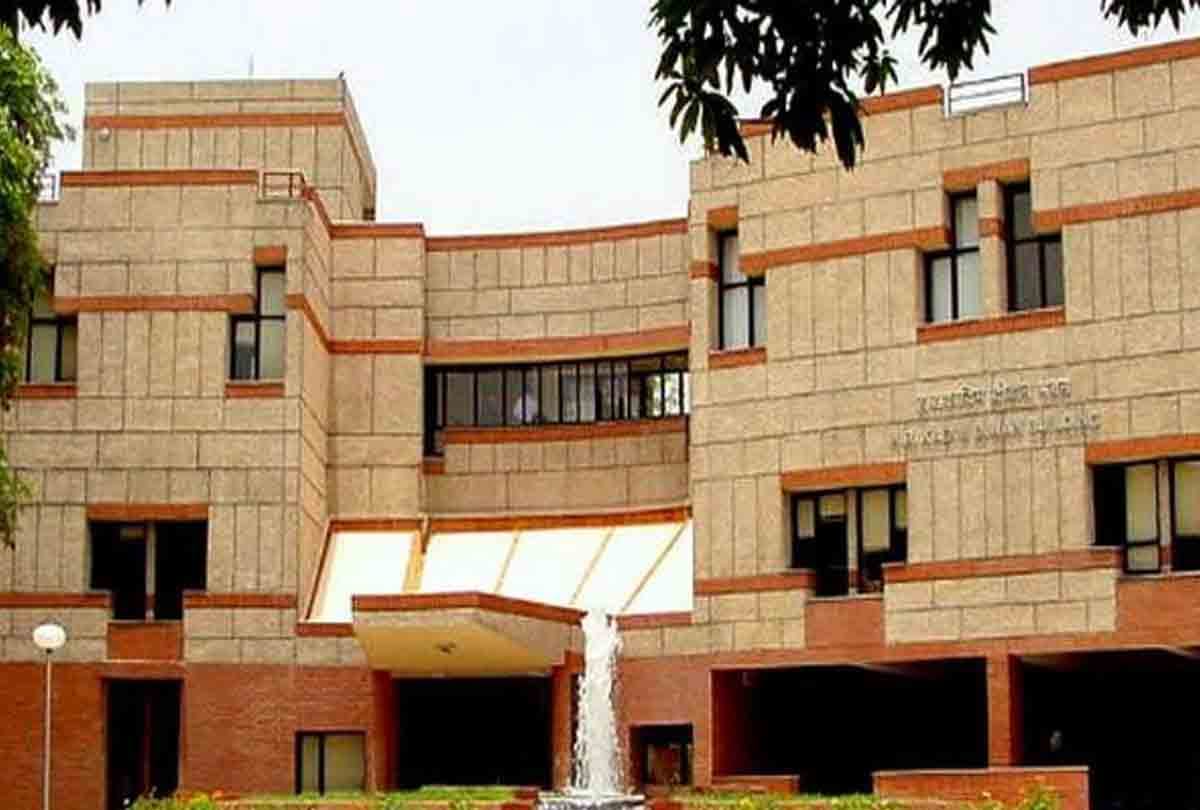 ninety lakh worth books missing from IIT library