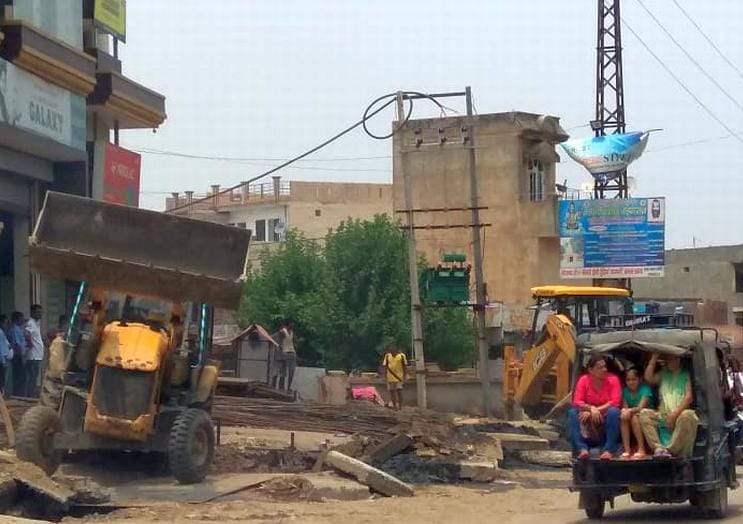हरियाणा के कालाअंब से हटाए अवैध कब्जे