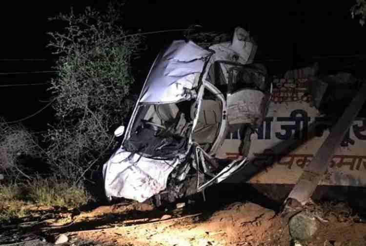 five best friends killed in road accident, funeral at fatehabad village