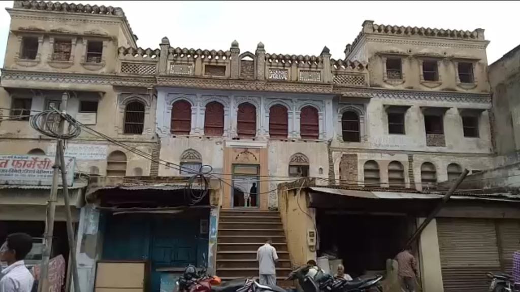 demolished junior high school building in agra