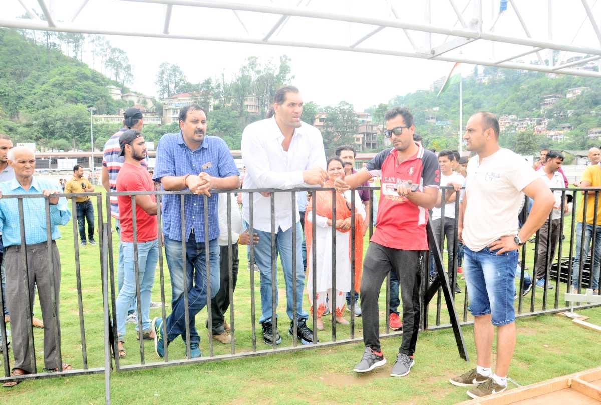 great khali press conference in mandi, shimla