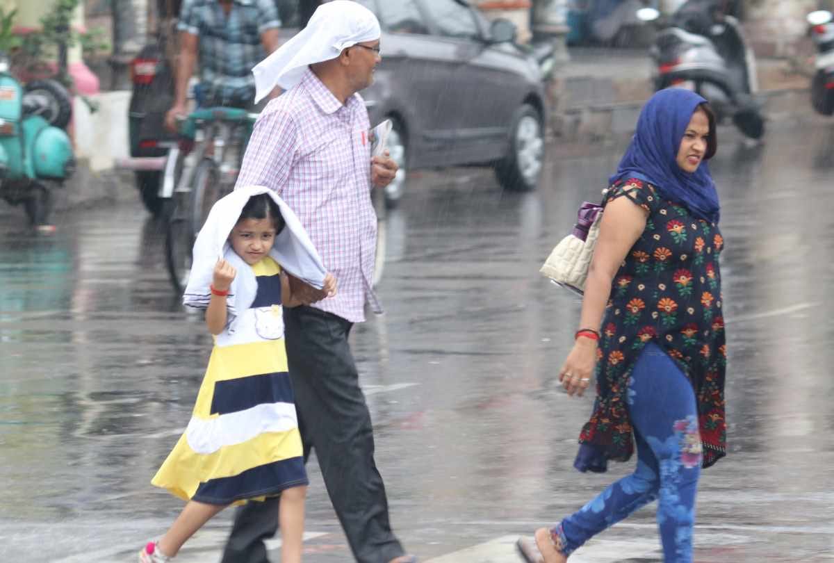 Kanpur Weather Update, possibility of drizzle with thunderstorm, the effect of western disturbance will be see