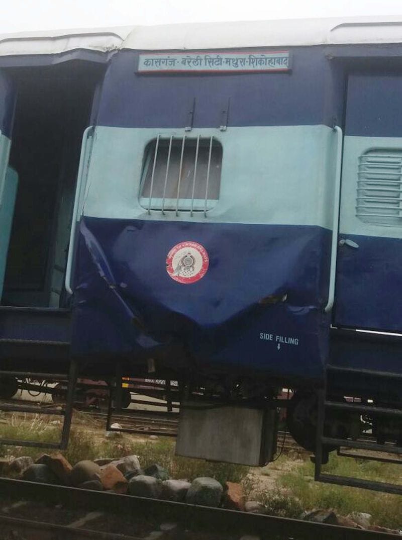 इंजन के झटके से ट्रेन की एसएलआर बोगी क्षतिग्रस्त