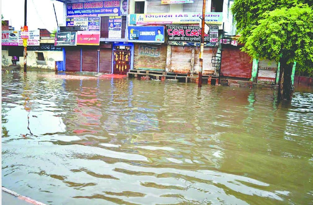 water logging in Mathura, Vrindavan after heavy rain