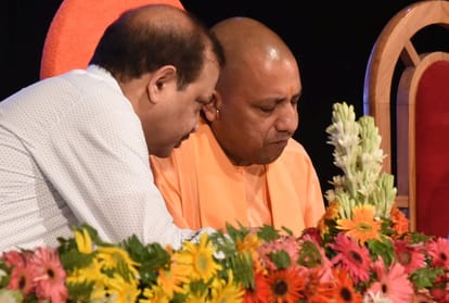 start powerful  campaign against illigal landholders says yogi adityanath.