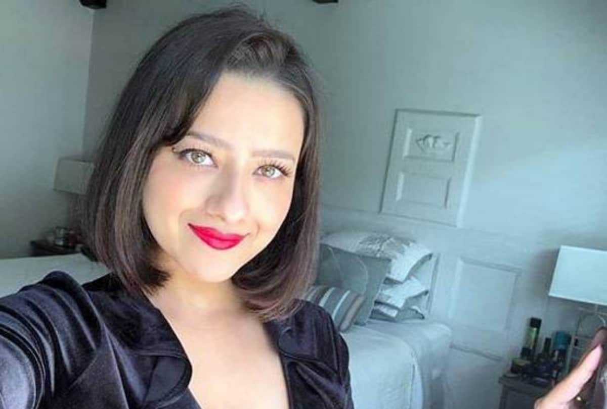 mithun chakraborty son mahaakshay accused of rape to marry madalsa sharma
