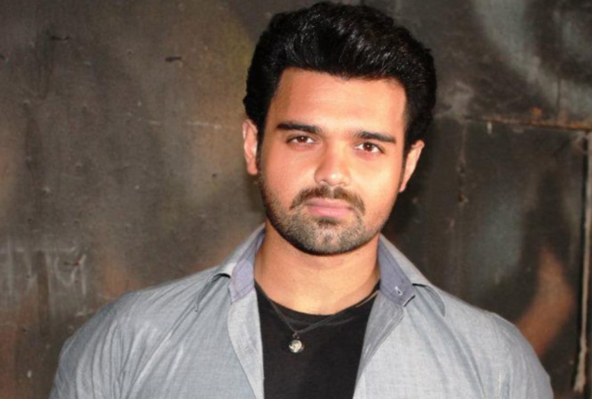 mithun chakraborty son mahaakshay and here other hit actors flop son
