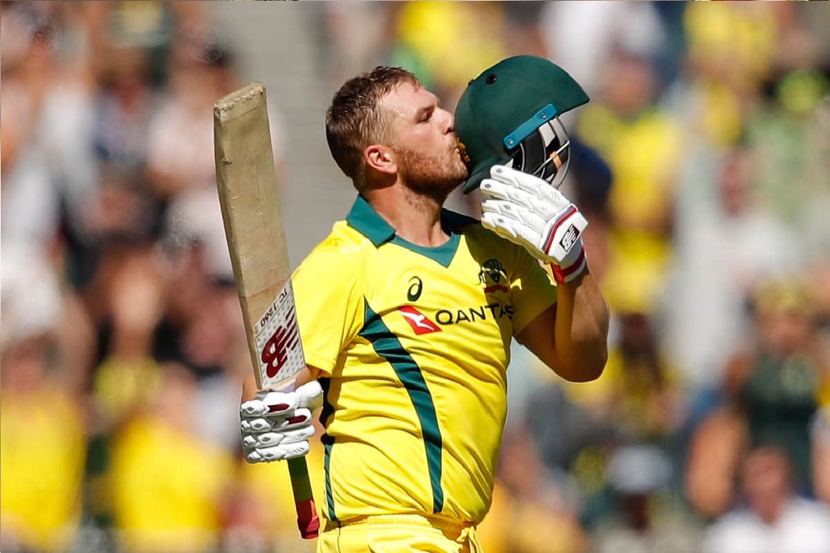 Superb knock by Australian skipper Aaron finch vs India in Ranchi in ODI