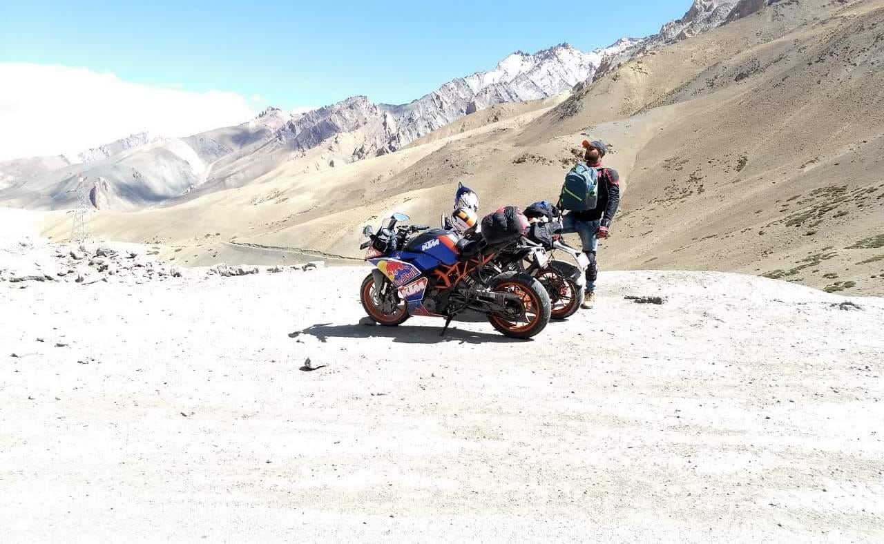 Varanasi to leh ladakh travelling by bike