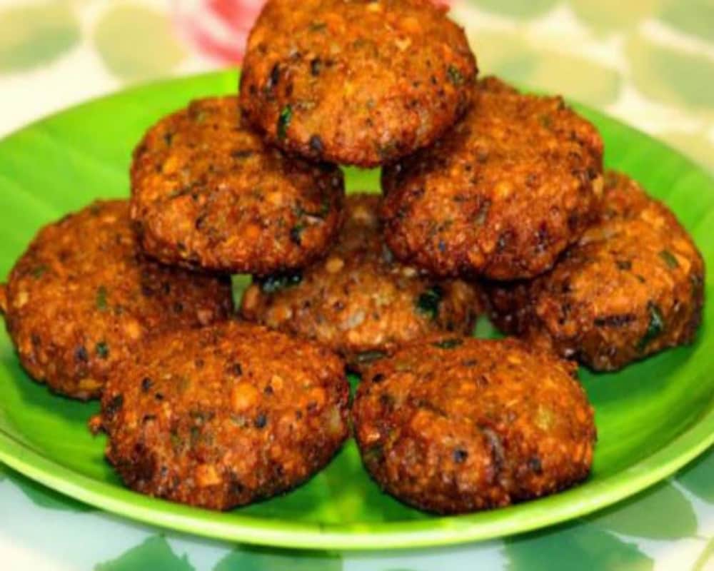 Easy Healthy Recipes How To Make Urad Dal Palak Vada Banane Ki Vidhi In Hindi