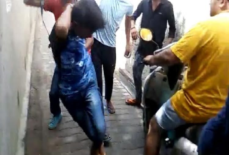 UP: beating of a boy, case registered, video viral