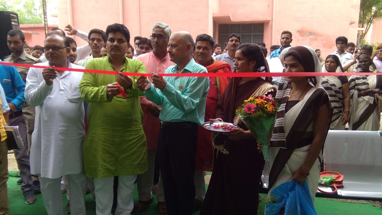 नि:शुल्क स्वास्थ्य सेवाएं उपलब्ध कराना सरकार की प्राथमिकता