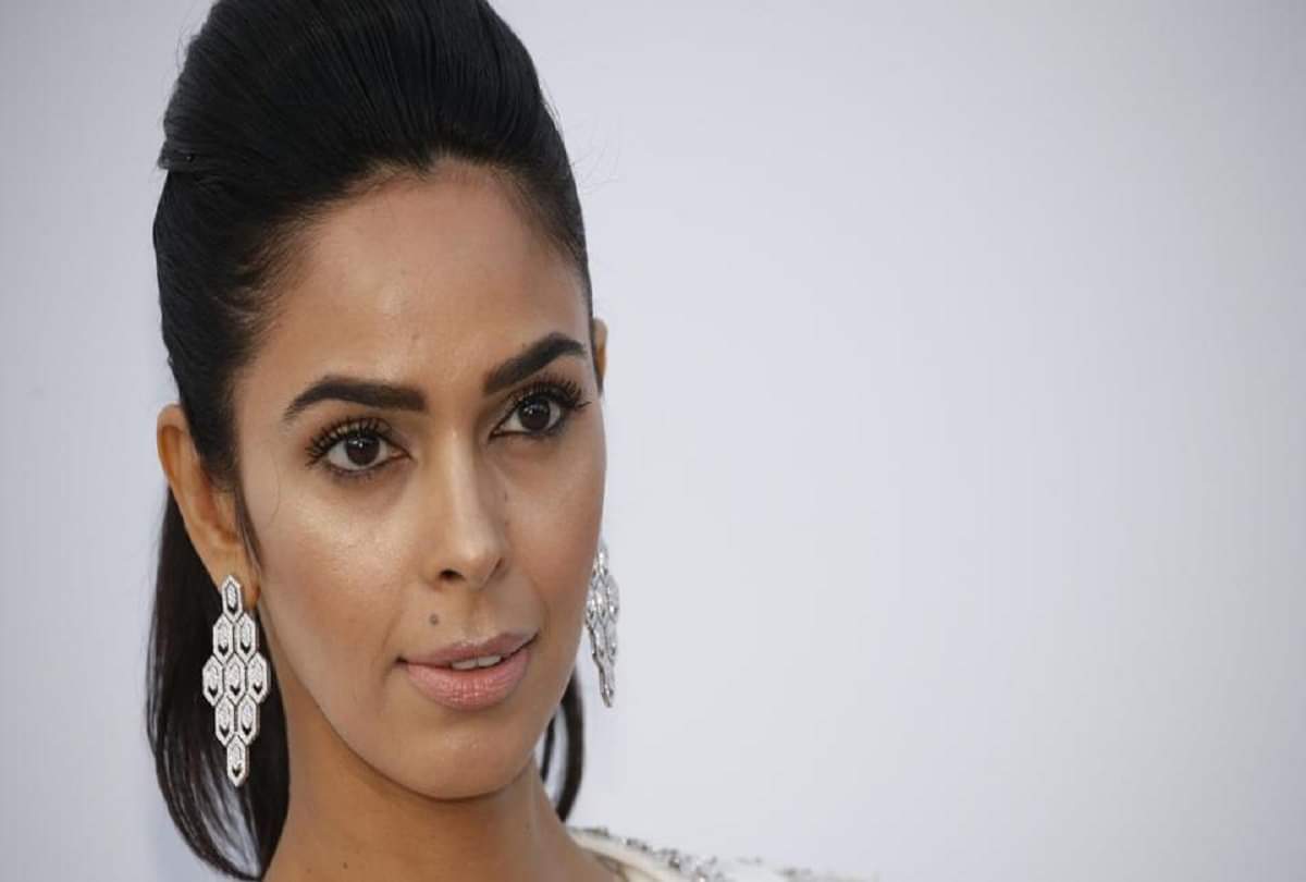 Story of the story is happened with me says mallika sherawat