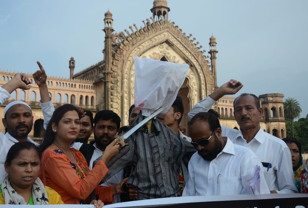 muslim oragnaisation protest against mandsaur rape case.