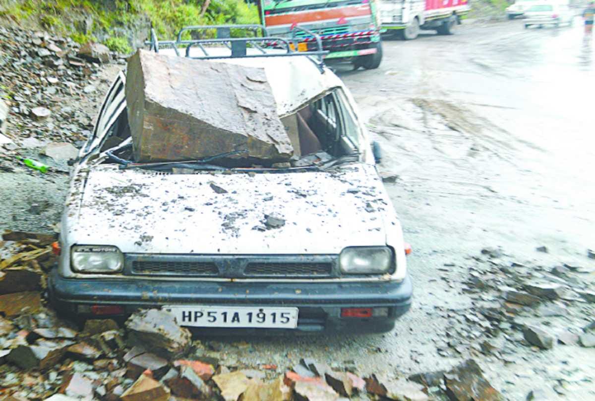  large scale loss in capital shimla due to heavy rainfall