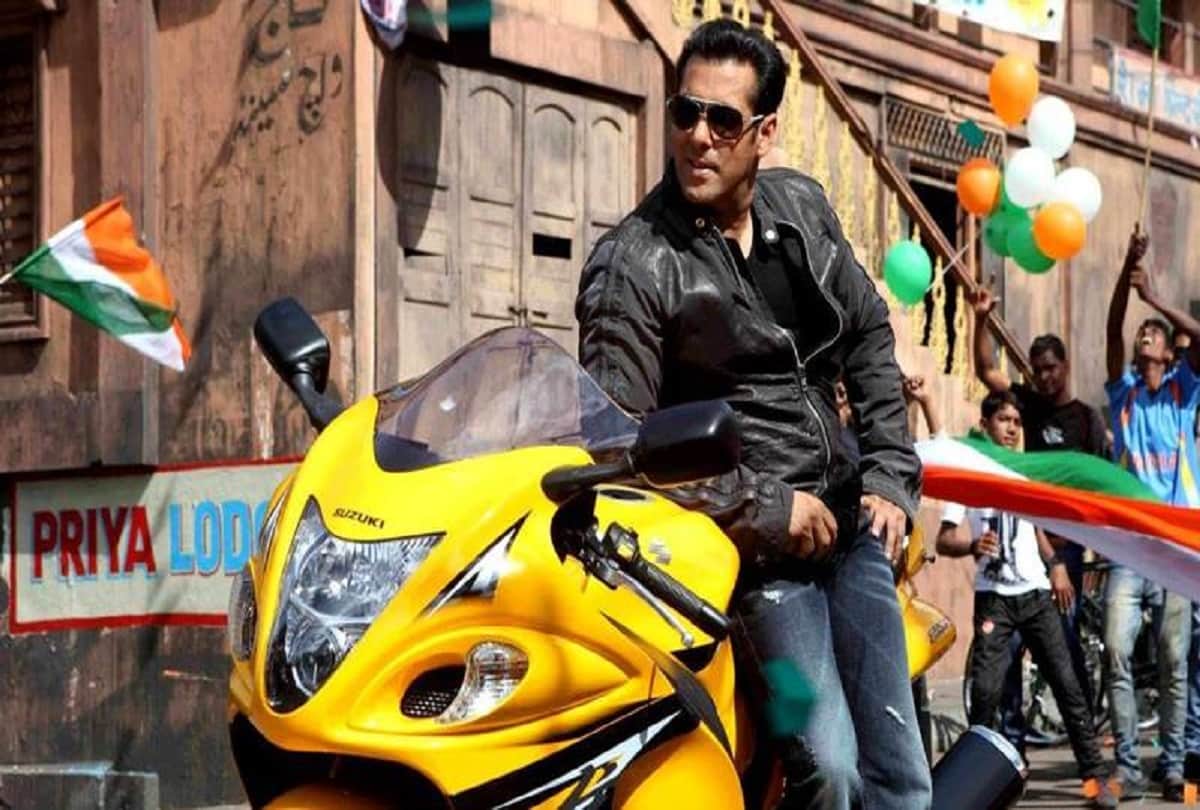 salman khan was seen in malta with his real love that his mother video goes viral