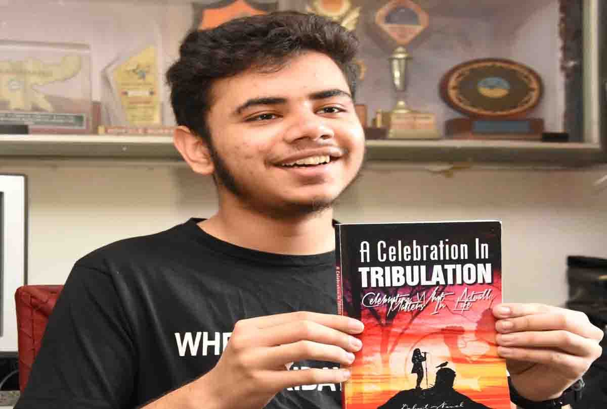 Sixteen year old Yash tiwari wrote a novel in twenty two days
