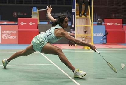 pv sindhu beat Pornpawee Chochuwong and enter second round in Indonesia Open Badminton