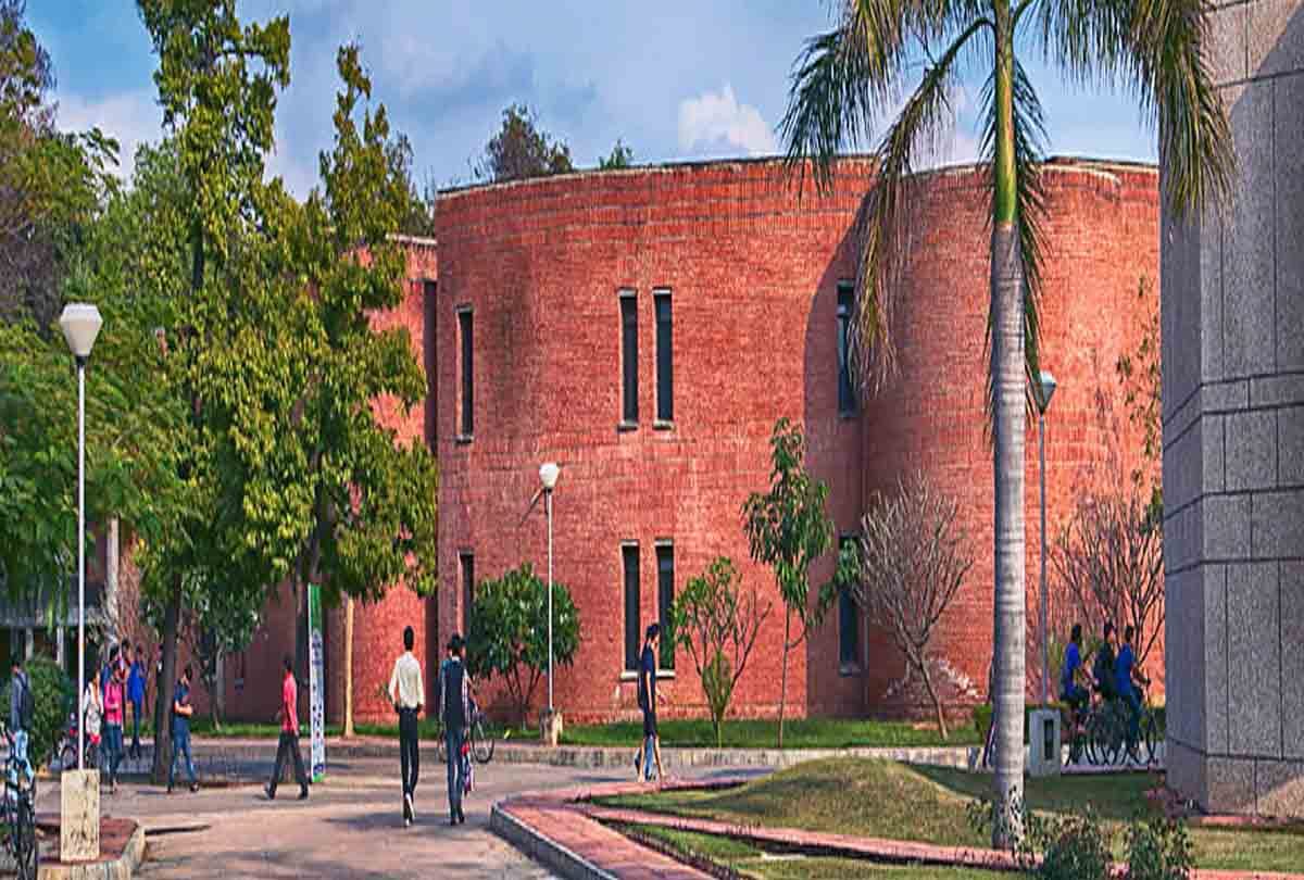 Learn foreign languages in kanpur IIT  