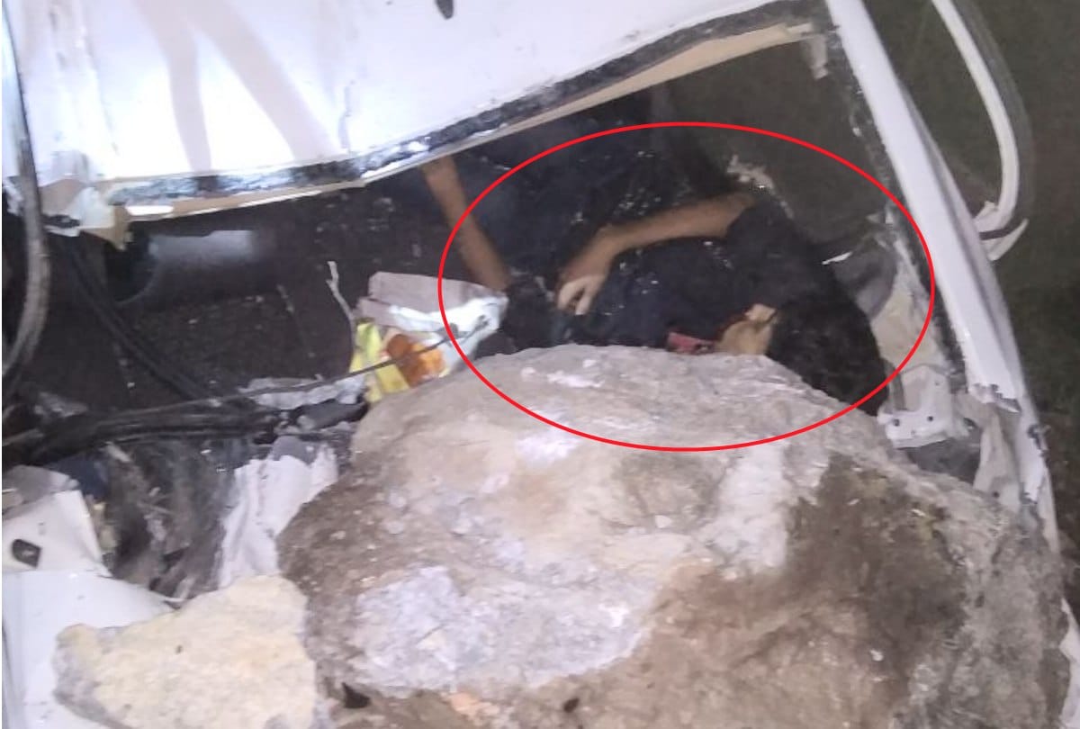 Rock Falls on car man killed in Mandi Himachal Pradesh