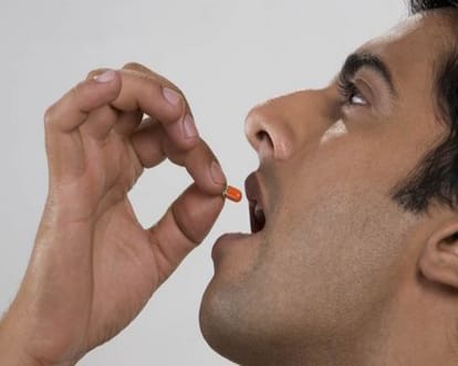 Do you know Swallowing Pills without water can be harmful to your health