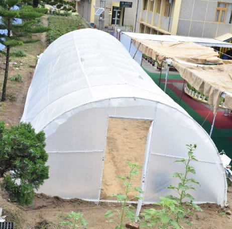 VPKS scientists prepare portable polyhouse
