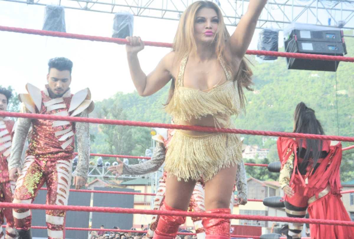 rakhi sawant wants to donate her breast video viral