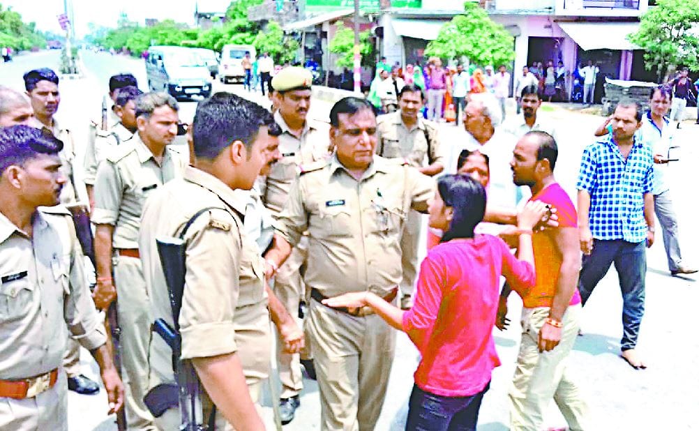 student was missing and families jammed road