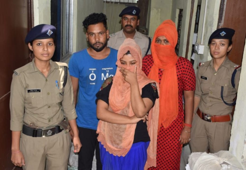 elder sister does shameful offense with girl