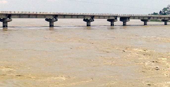 River turn create panic among farmers