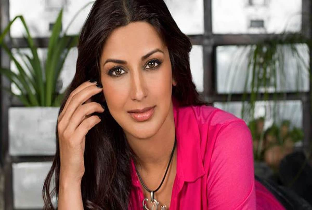 On Sonali Bendre cancer diagnosis Karan Johar and other bollywood celebrities tweeted