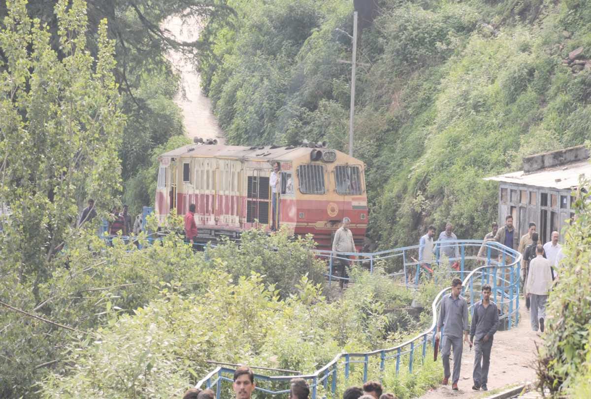 toy train successful trial for shimla extension on Kalka-Shimla Heritage Track