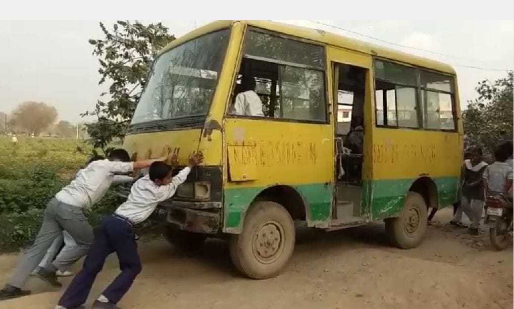 children traveling on unfit buses