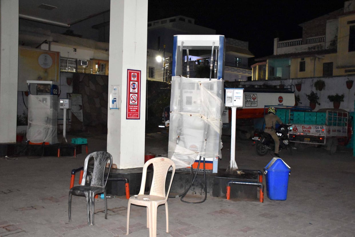 Varanasi this Petrol pump sealed on complaint of perturbation 