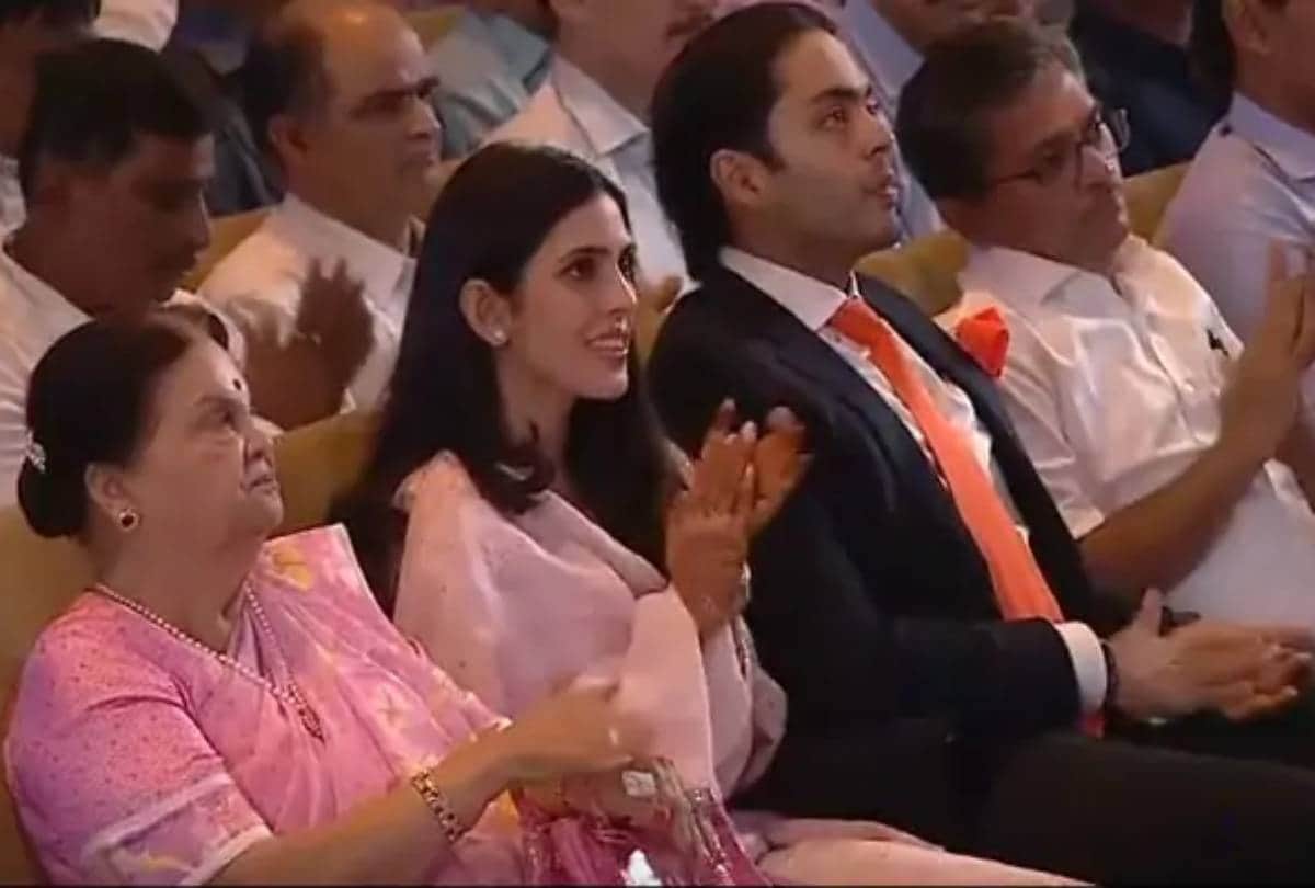 Shloka Mehta At Reliance Jio Event Days after engagement with akash ambani
