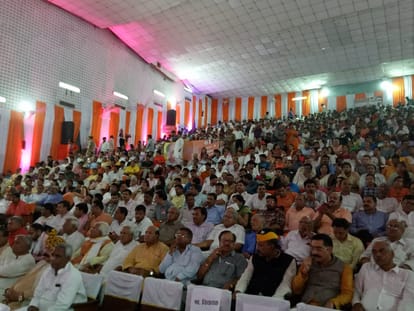 amit shah said UP public trust on bjp in agra meeting 