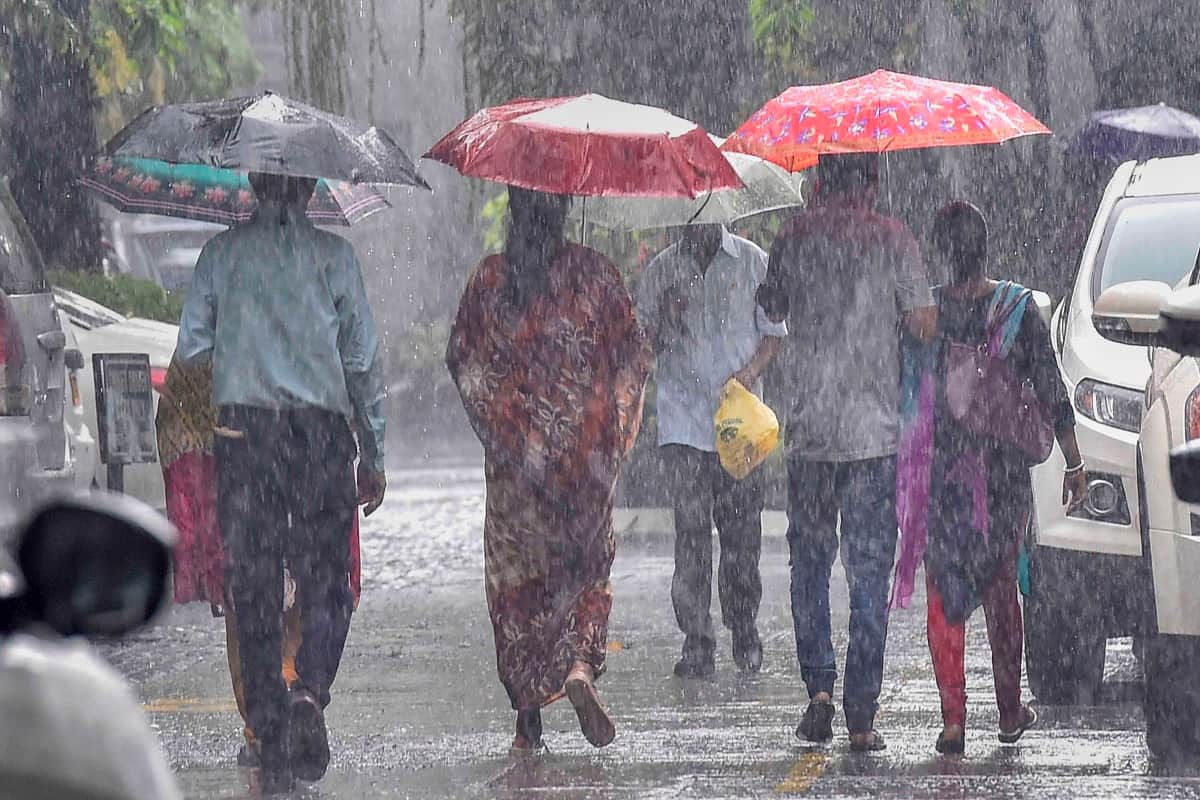 IMD warns of heavy rainfall in next 24 hours in several states