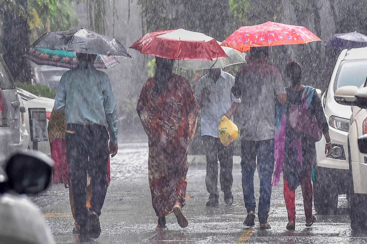 IMD warns of heavy rainfall in next 24 hours in several states
